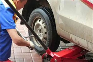 雨城附近拖车24小时服务热线电话