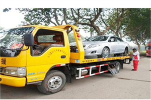 雨城附近24小时汽车拖车服务热线